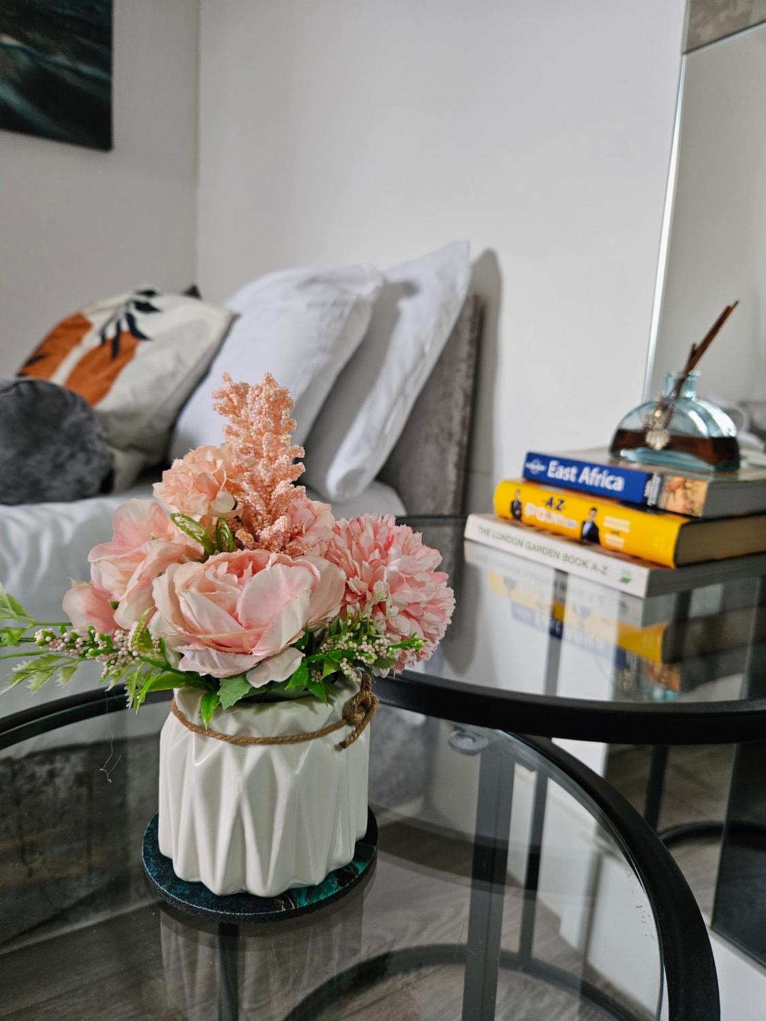 Stylish Studio Near Kensal Green ロンドン エクステリア 写真